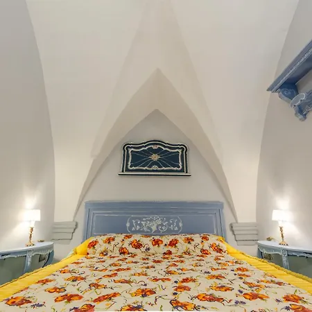 The Crown Palace - Otel Gallipoli