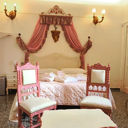 The Crown Palace - Otel Gallipoli