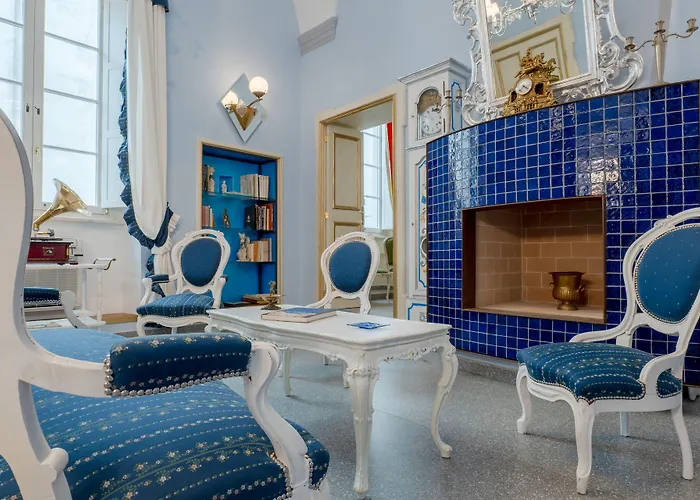 The Crown Palace - Gallipoli