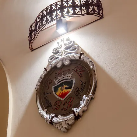The Crown Palace - غالّيبولي