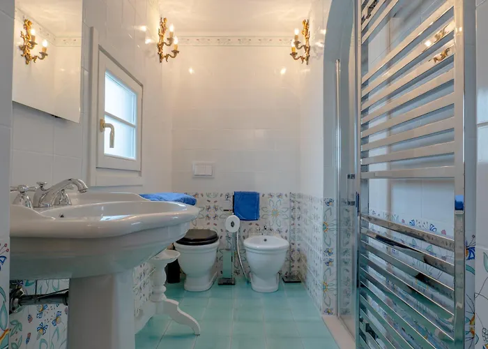 Otel The Crown Palace -