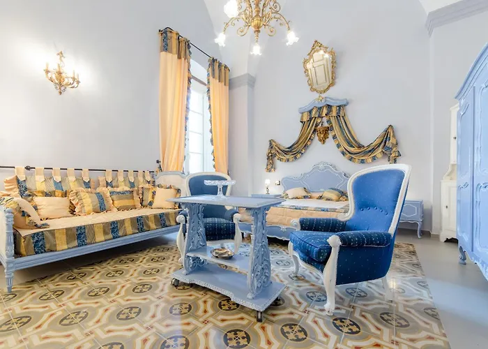 The Crown Palace - غالّيبولي