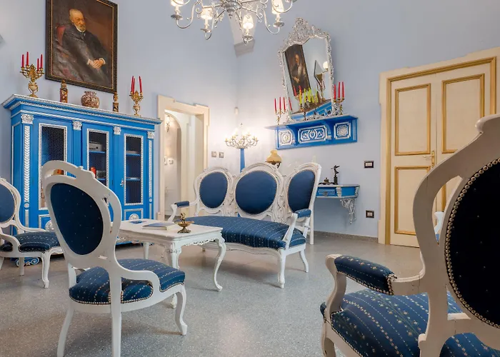 Otel The Crown Palace - *