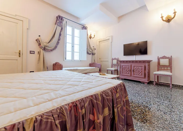 Otel The Crown Palace - Gallipoli